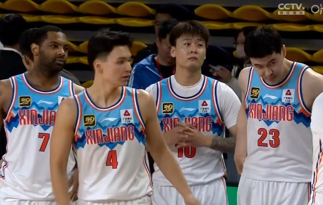 新疆男篮考察两名大外援，达卡里场均24.8+13.6，巴尔文场均18+12